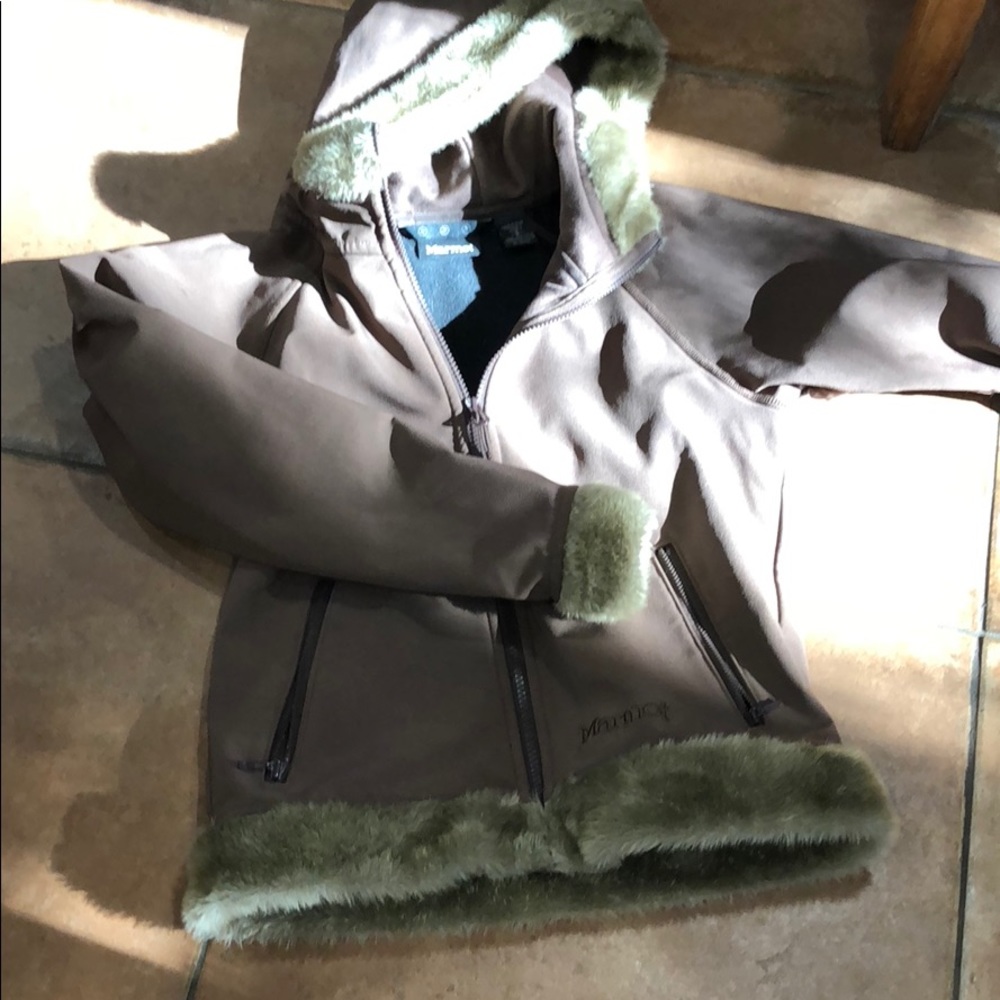 Marmot jacket worn perfect condition